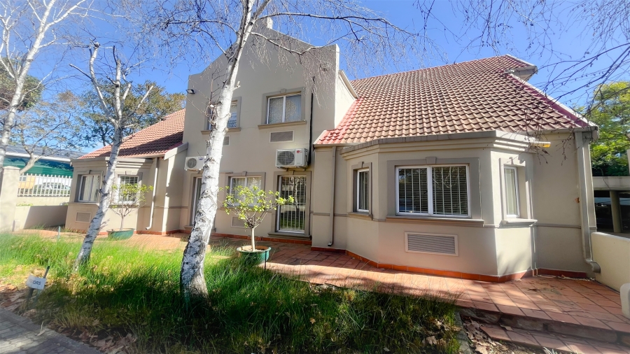 To Let Commercial Property for Rent in Houghton Estate Gauteng