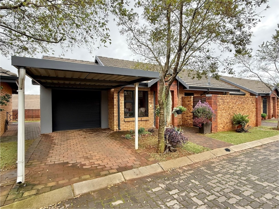 2 Bedroom Property for Sale in Olympus AH Gauteng