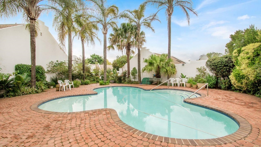 2 Bedroom Property for Sale in Bryanston Gauteng