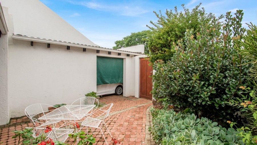 2 Bedroom Property for Sale in Bryanston Gauteng