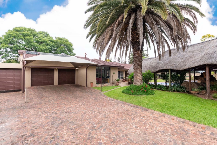 4 Bedroom Property for Sale in Libradene Gauteng