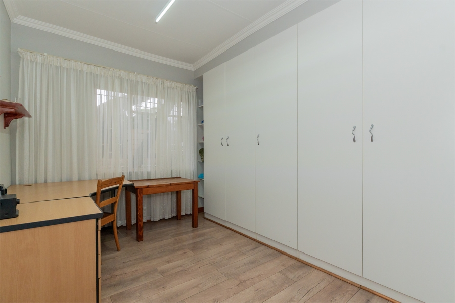 4 Bedroom Property for Sale in Libradene Gauteng