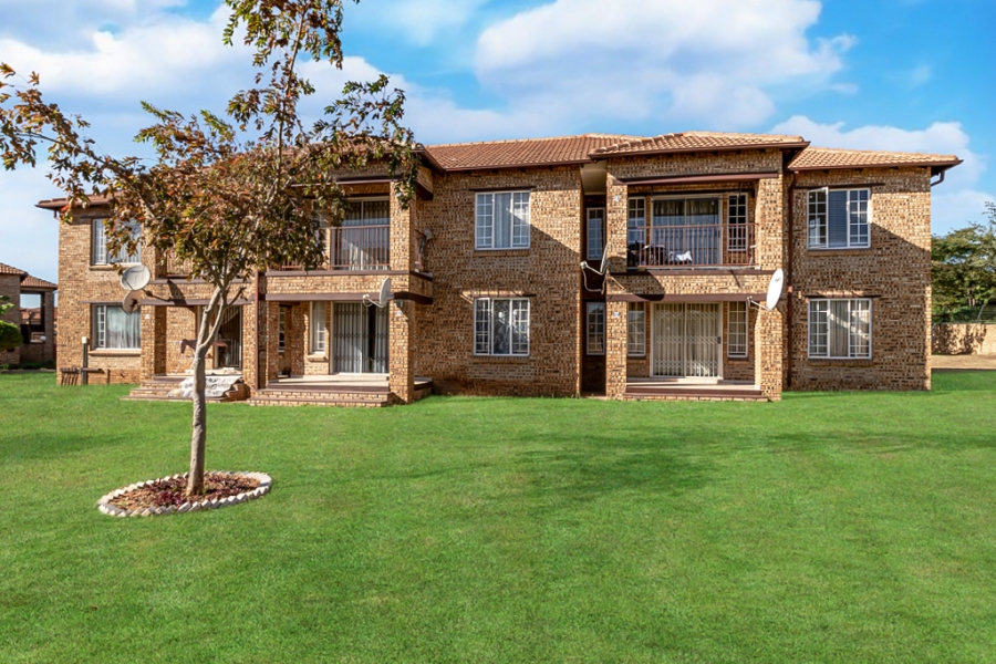 2 Bedroom Property for Sale in Carlswald Gauteng
