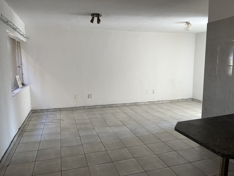 2 Bedroom Property for Sale in Edenvale Central Gauteng