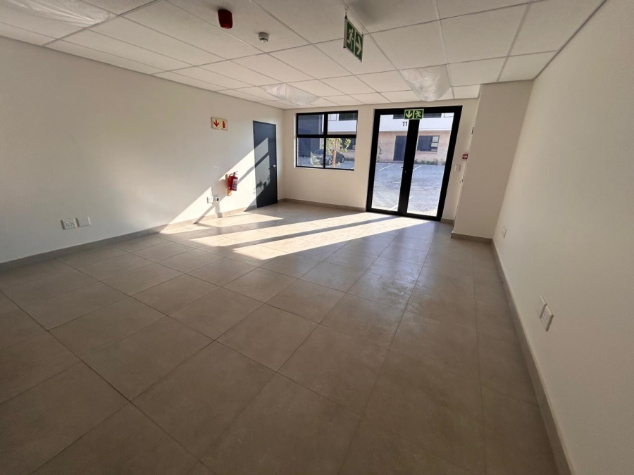 To Let Commercial Property for Rent in Samrand Business Park Gauteng