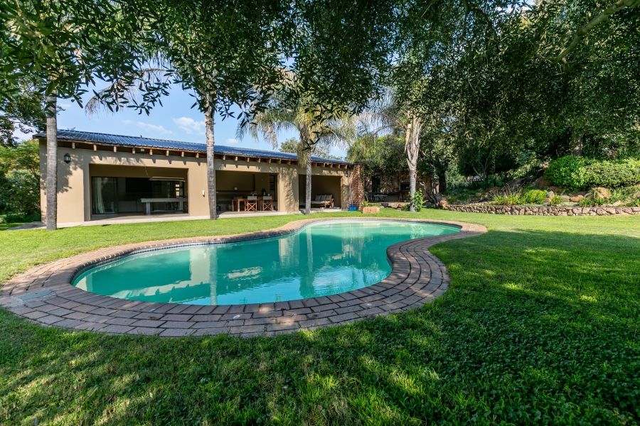 4 Bedroom Property for Sale in Chartwell Gauteng