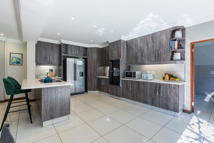 4 Bedroom Property for Sale in Chartwell Gauteng