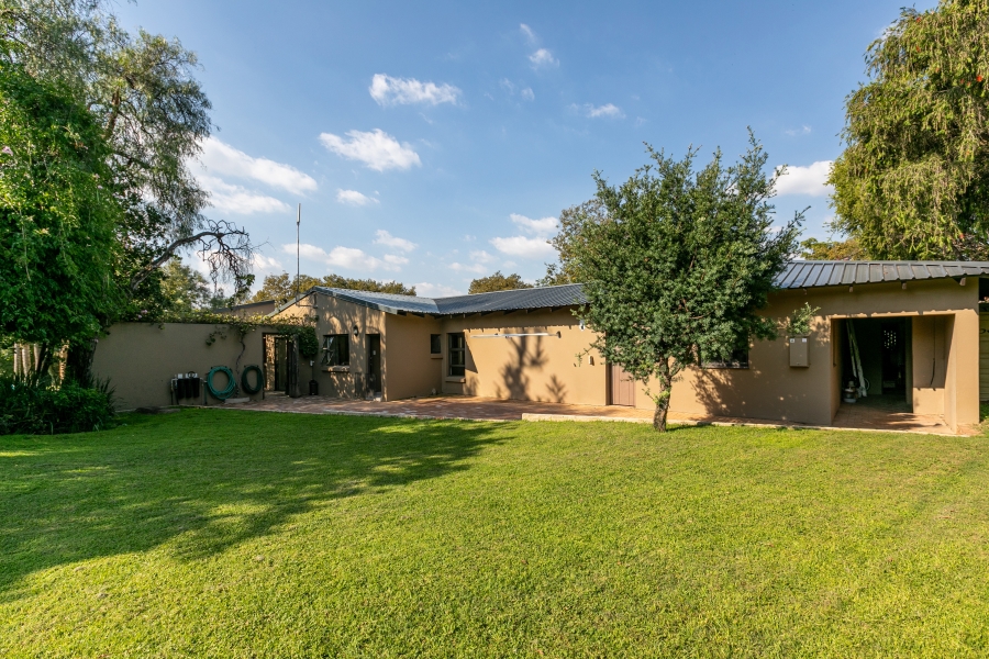 4 Bedroom Property for Sale in Chartwell Gauteng