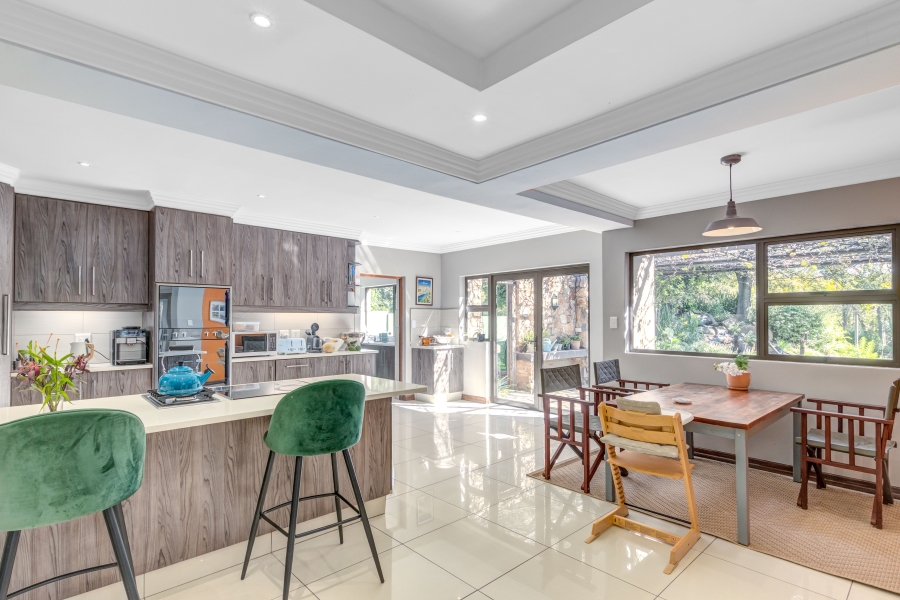 4 Bedroom Property for Sale in Chartwell Gauteng