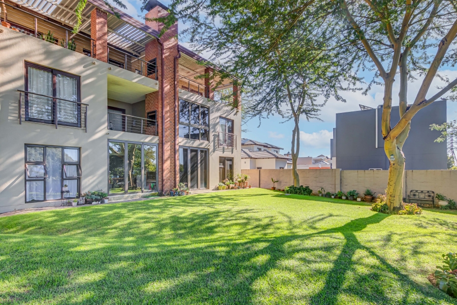 1 Bedroom Property for Sale in Carlswald North Estate Gauteng