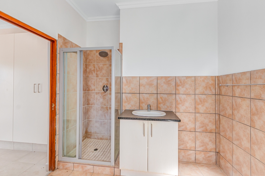 1 Bedroom Property for Sale in Carlswald North Estate Gauteng