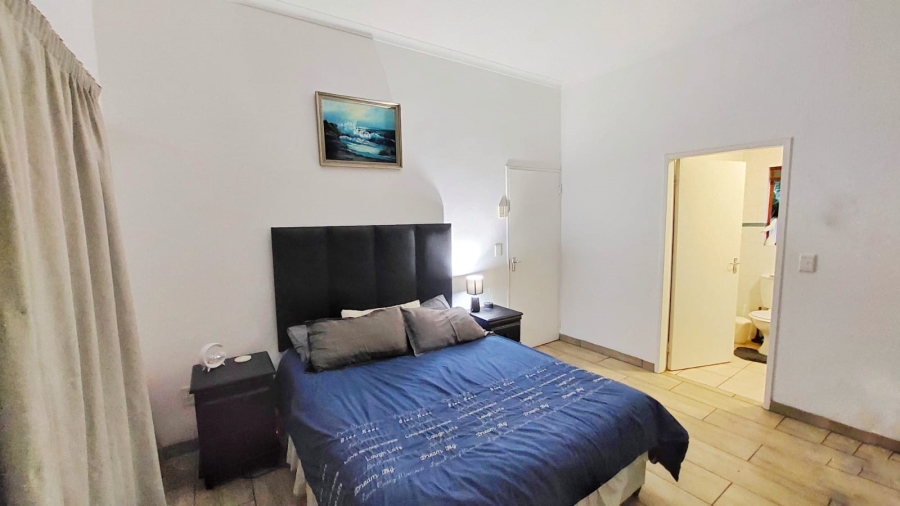2 Bedroom Property for Sale in Kyalami Gauteng