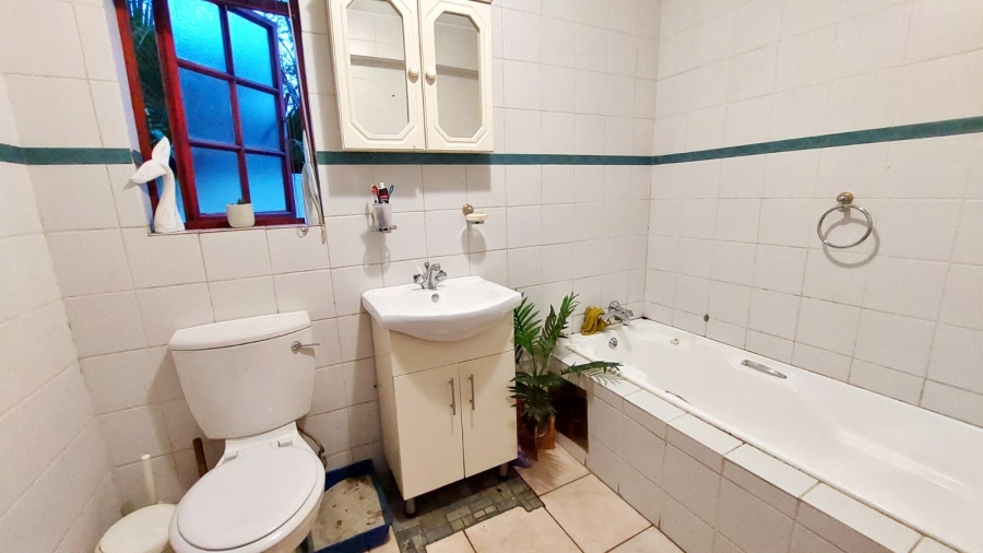 2 Bedroom Property for Sale in Kyalami Gauteng