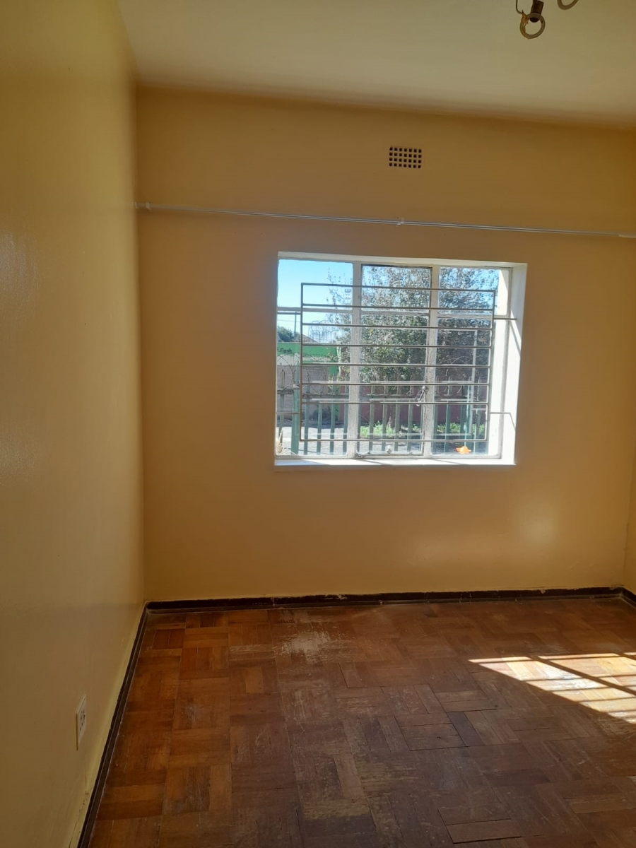 2 Bedroom Property for Sale in Towerby Gauteng