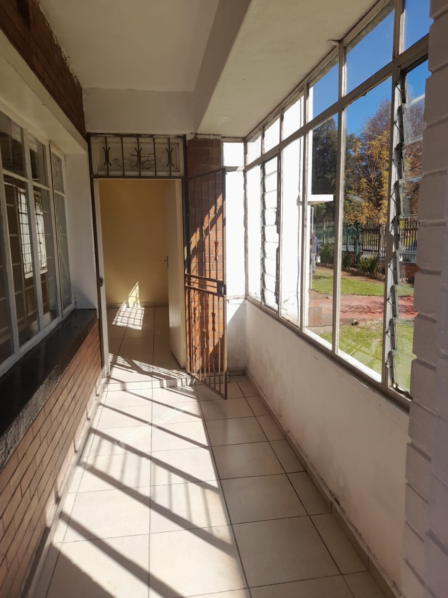 2 Bedroom Property for Sale in Towerby Gauteng