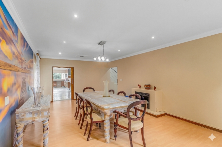 5 Bedroom Property for Sale in Sunninghill Gauteng