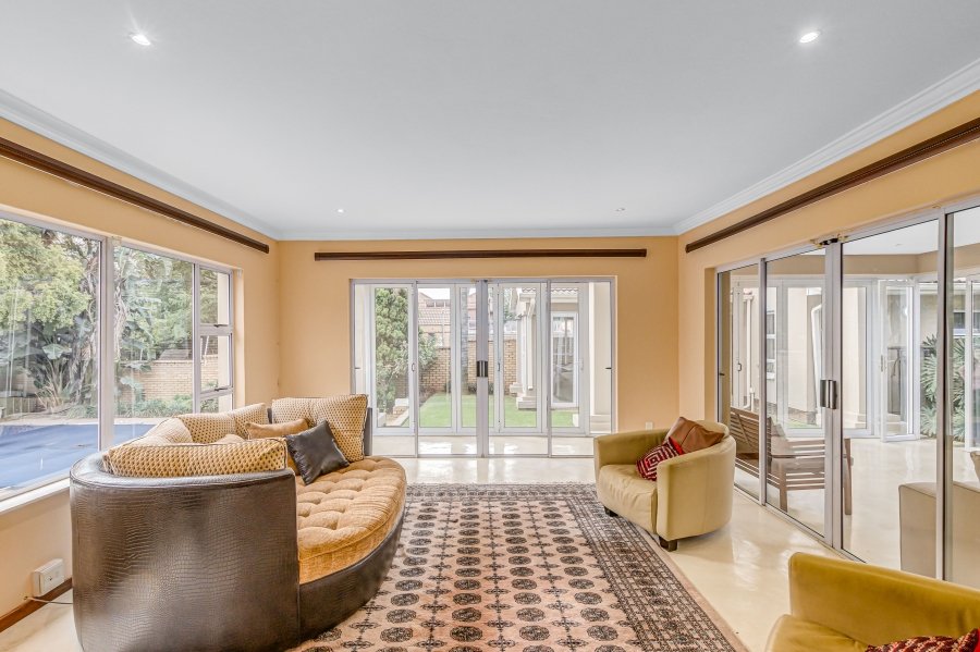 5 Bedroom Property for Sale in Sunninghill Gauteng