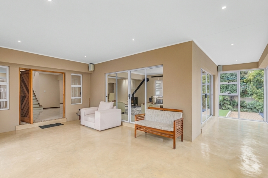 5 Bedroom Property for Sale in Sunninghill Gauteng