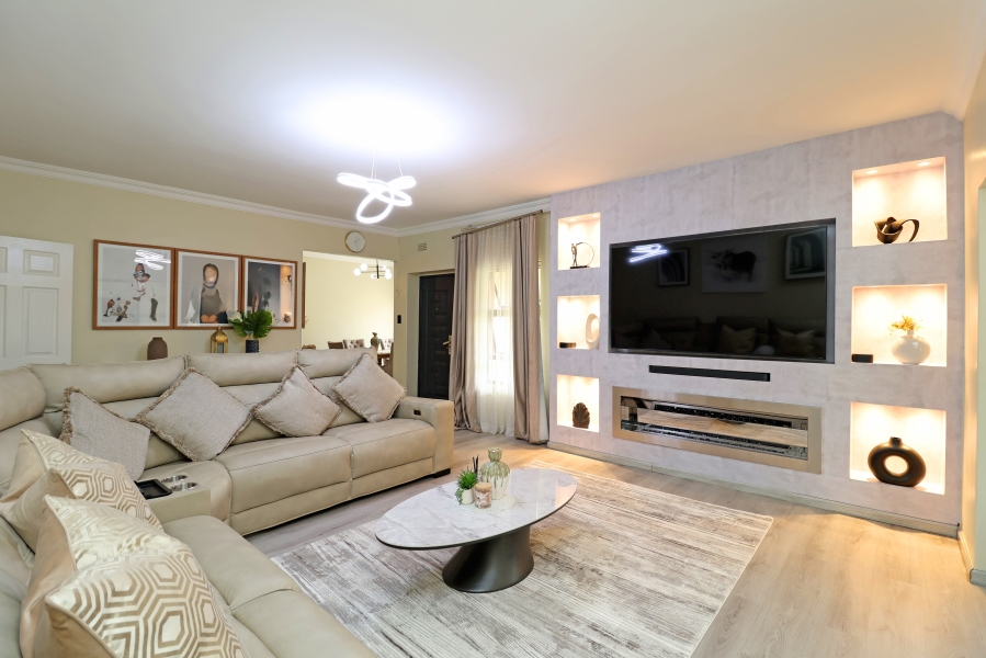 4 Bedroom Property for Sale in Lambton Gauteng