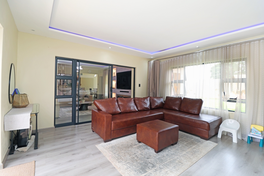 4 Bedroom Property for Sale in Lambton Gauteng