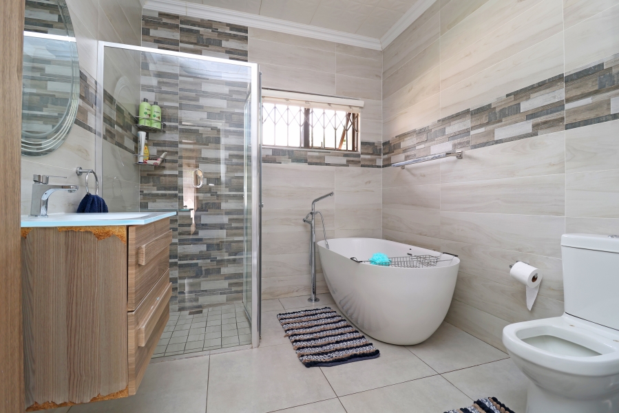4 Bedroom Property for Sale in Lambton Gauteng