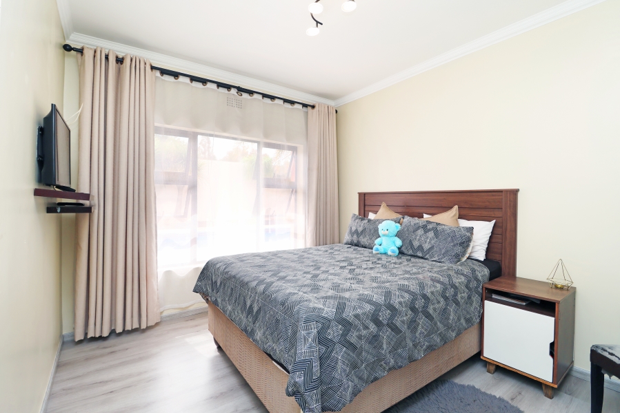 4 Bedroom Property for Sale in Lambton Gauteng