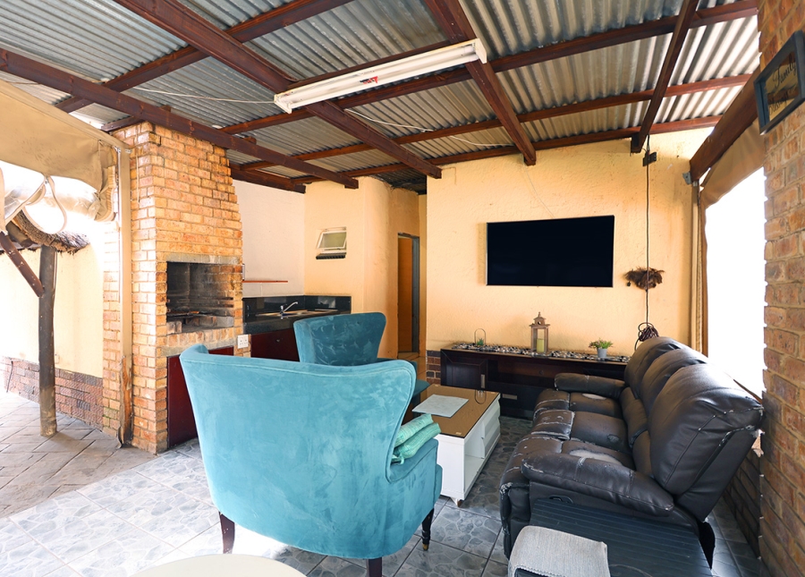 4 Bedroom Property for Sale in Lambton Gauteng