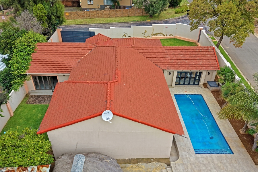 4 Bedroom Property for Sale in Lambton Gauteng