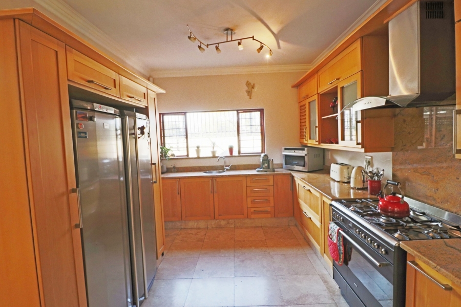 To Let 5 Bedroom Property for Rent in Bryanston Gauteng