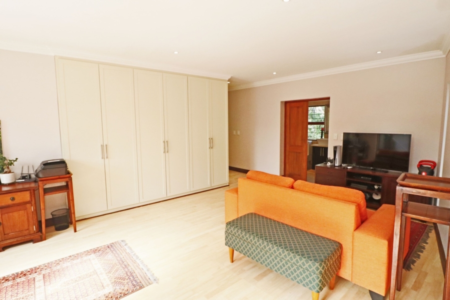To Let 5 Bedroom Property for Rent in Bryanston Gauteng