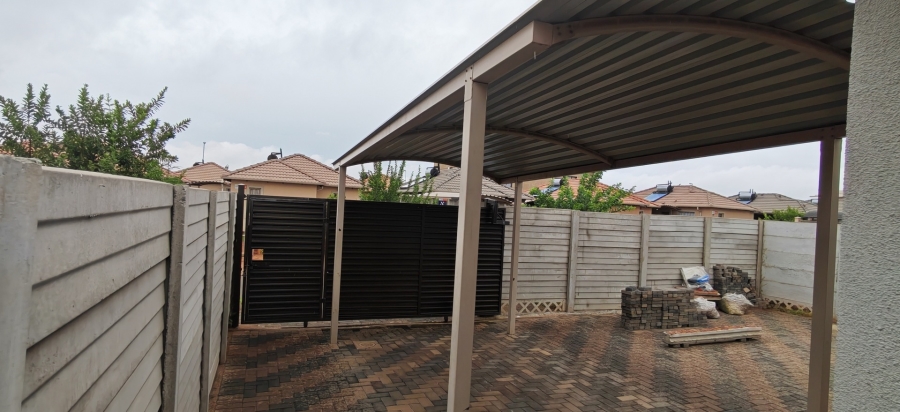 3 Bedroom Property for Sale in Sky City Gauteng
