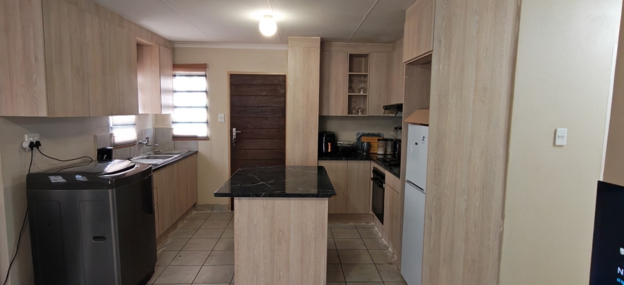 3 Bedroom Property for Sale in Sky City Gauteng