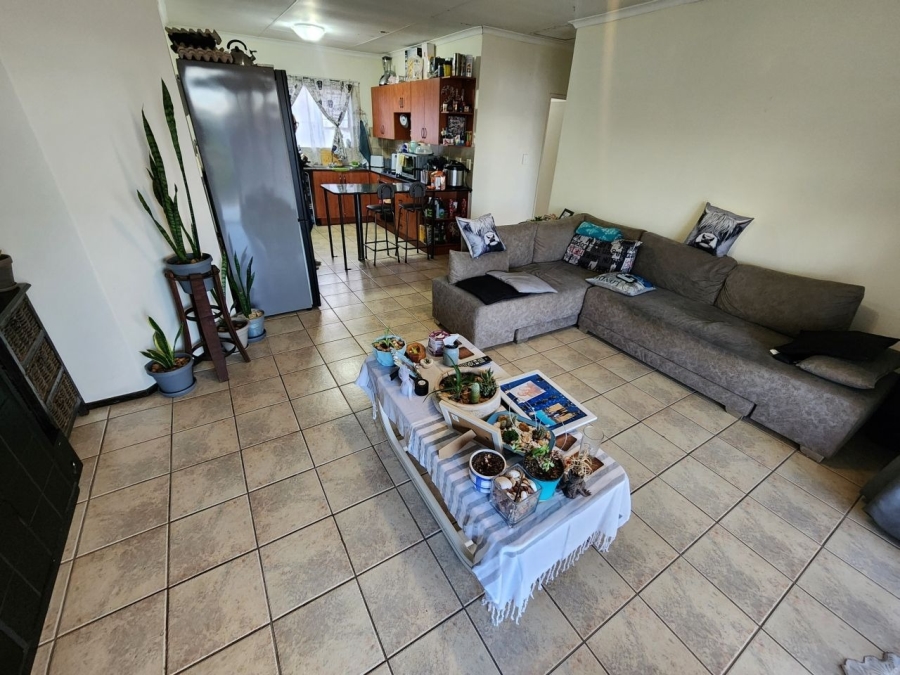 2 Bedroom Property for Sale in Bardene Gauteng