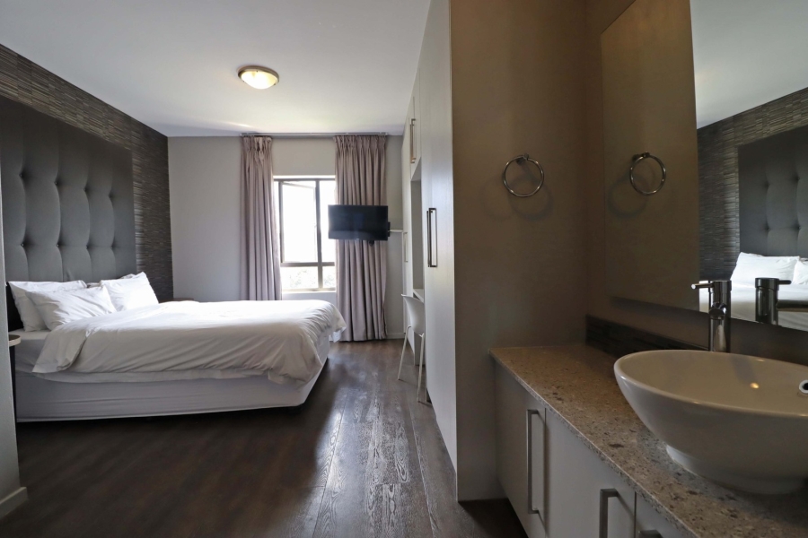 2 Bedroom Property for Sale in Bryanston Gauteng