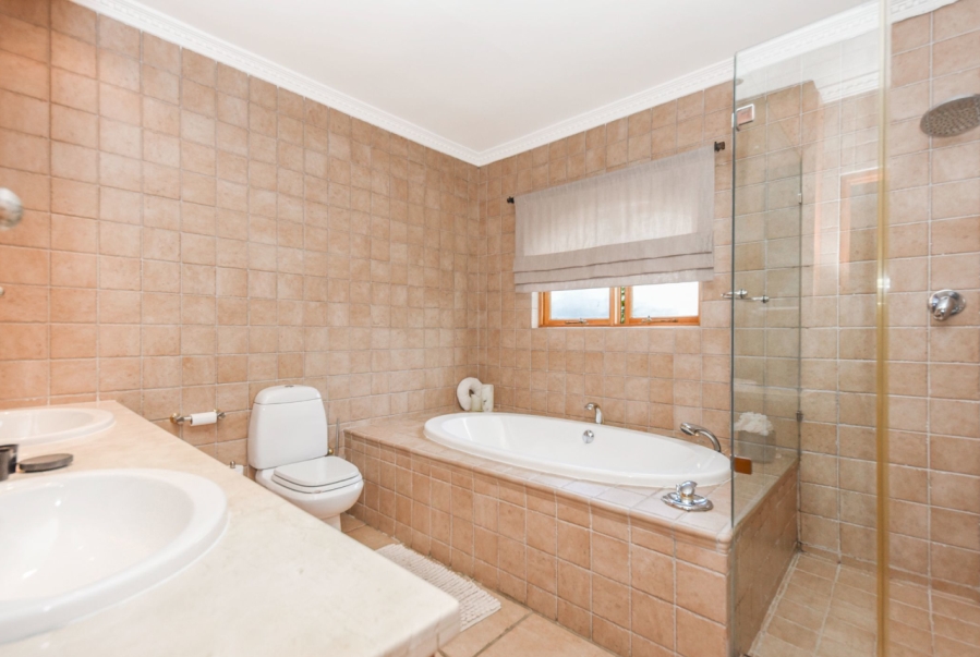 4 Bedroom Property for Sale in Dainfern Golf Estate Gauteng