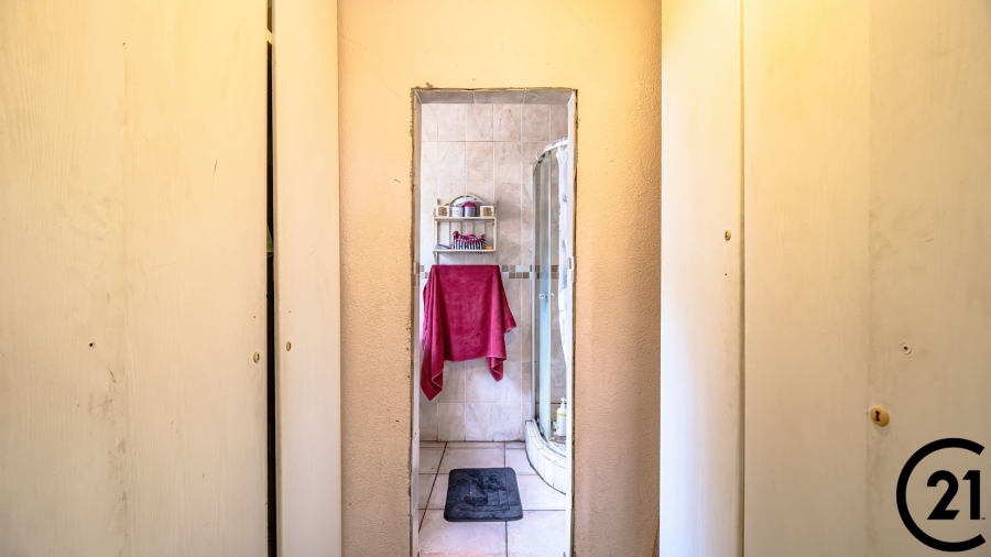 3 Bedroom Property for Sale in Crystal Park Gauteng