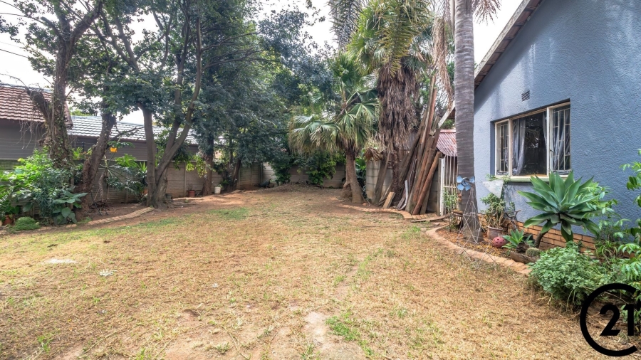 3 Bedroom Property for Sale in Crystal Park Gauteng