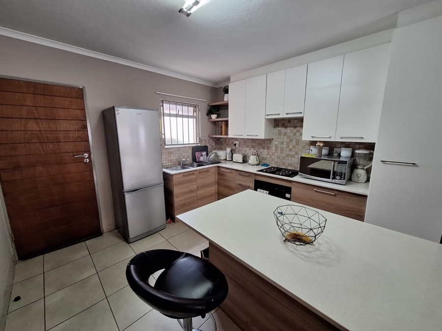 2 Bedroom Property for Sale in Montana Park Gauteng