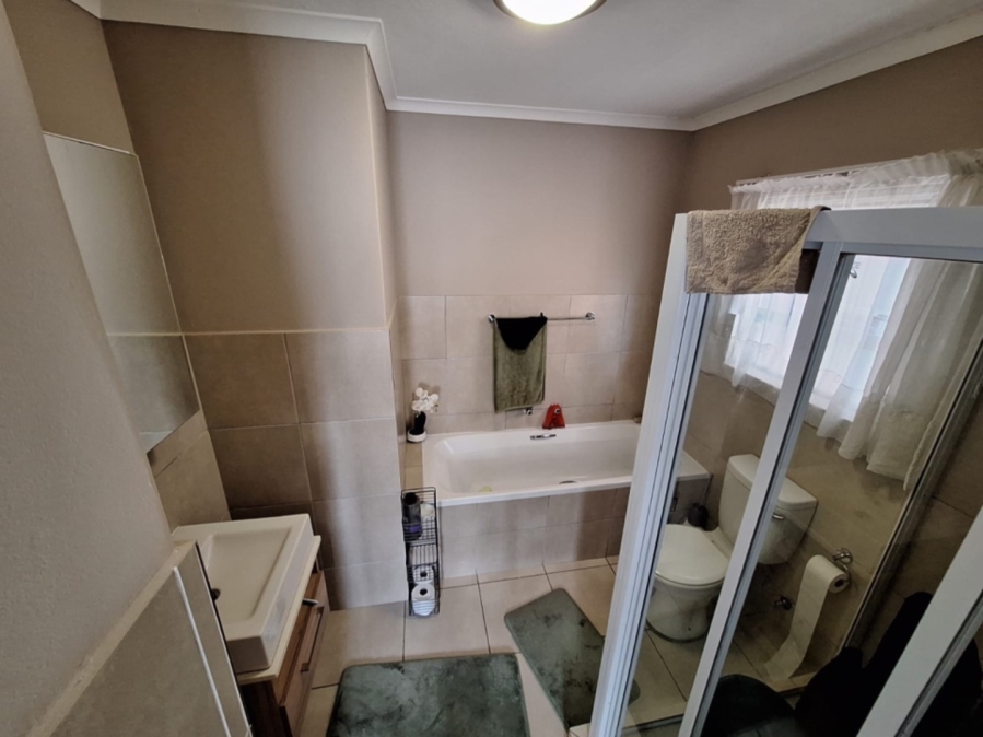2 Bedroom Property for Sale in Montana Park Gauteng