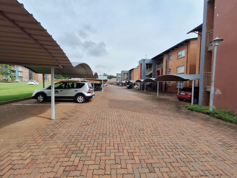 2 Bedroom Property for Sale in Montana Park Gauteng