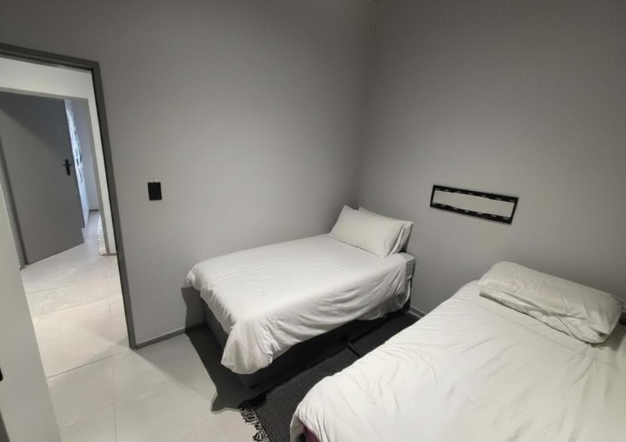 2 Bedroom Property for Sale in Castle Gate Gauteng