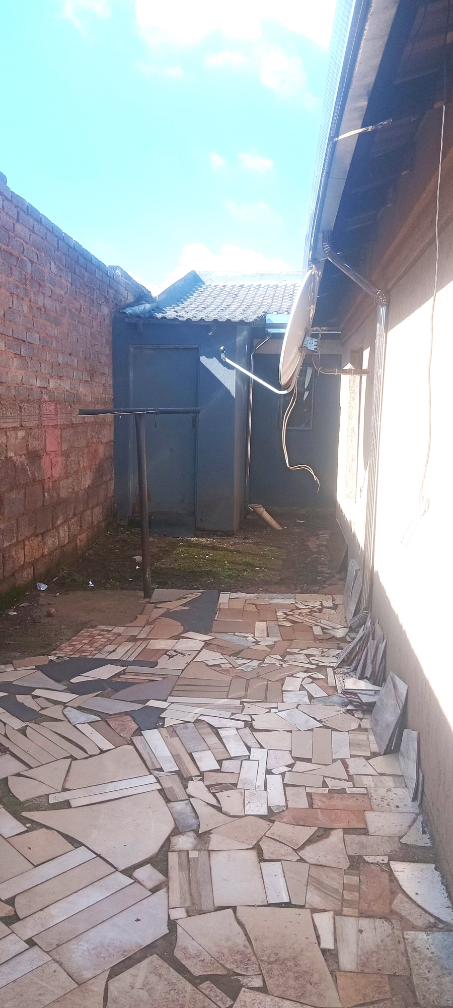3 Bedroom Property for Sale in Roodekop Gauteng