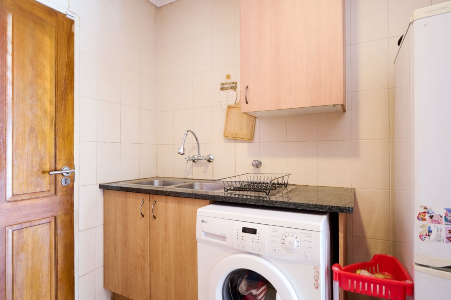 2 Bedroom Property for Sale in Allens Nek Gauteng