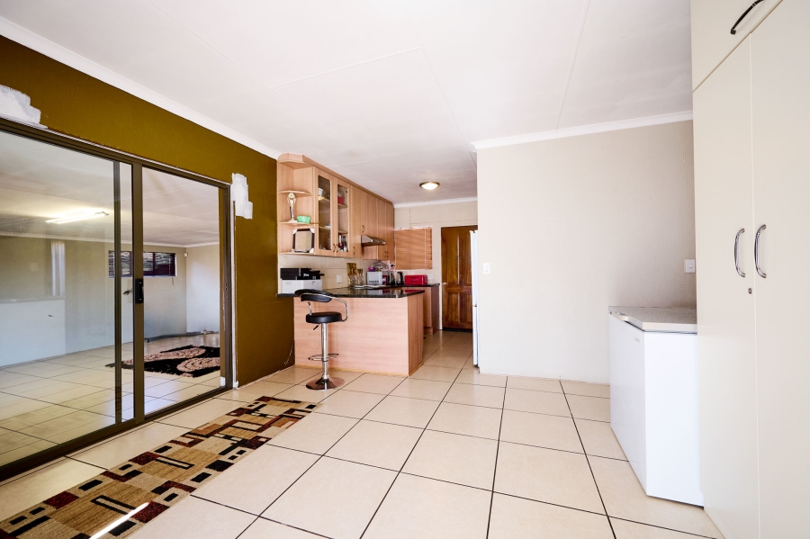 2 Bedroom Property for Sale in Allens Nek Gauteng