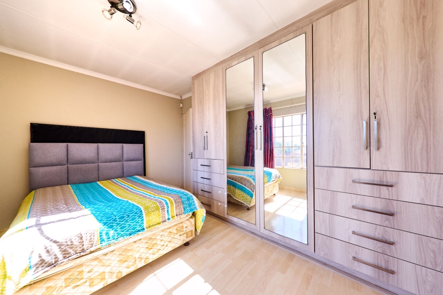 2 Bedroom Property for Sale in Allens Nek Gauteng