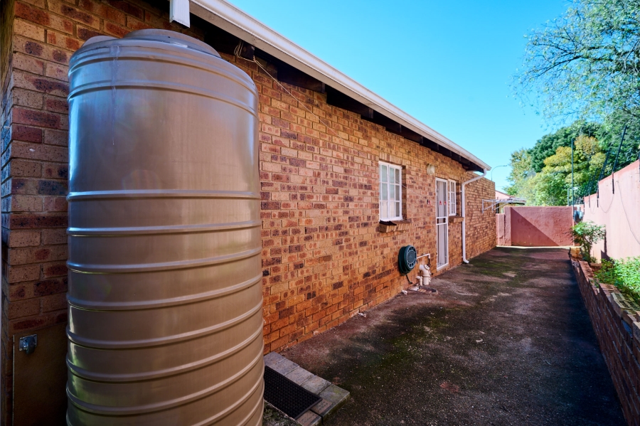 2 Bedroom Property for Sale in Allens Nek Gauteng