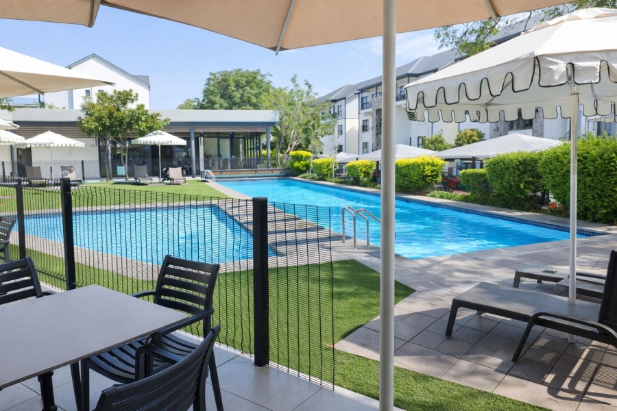 To Let 2 Bedroom Property for Rent in Crowthorne AH Gauteng