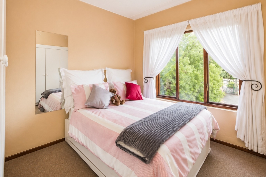 To Let 2 Bedroom Property for Rent in Douglasdale Gauteng