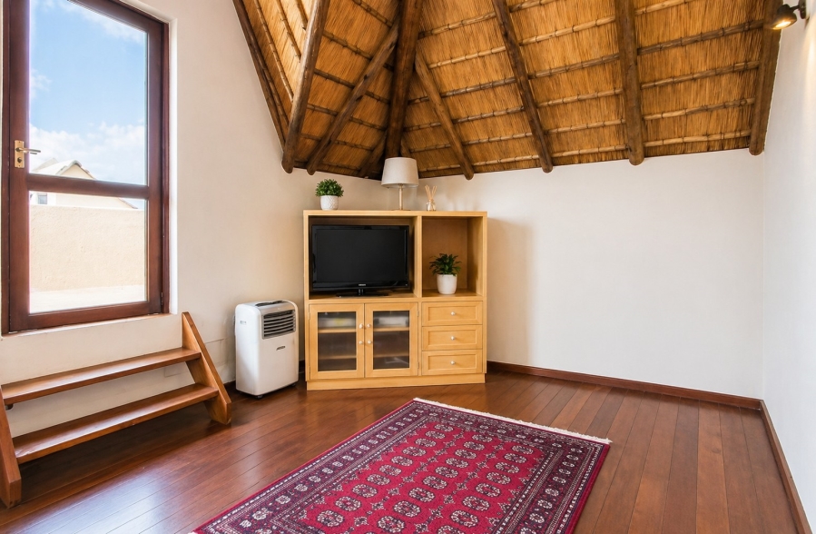 To Let 2 Bedroom Property for Rent in Douglasdale Gauteng