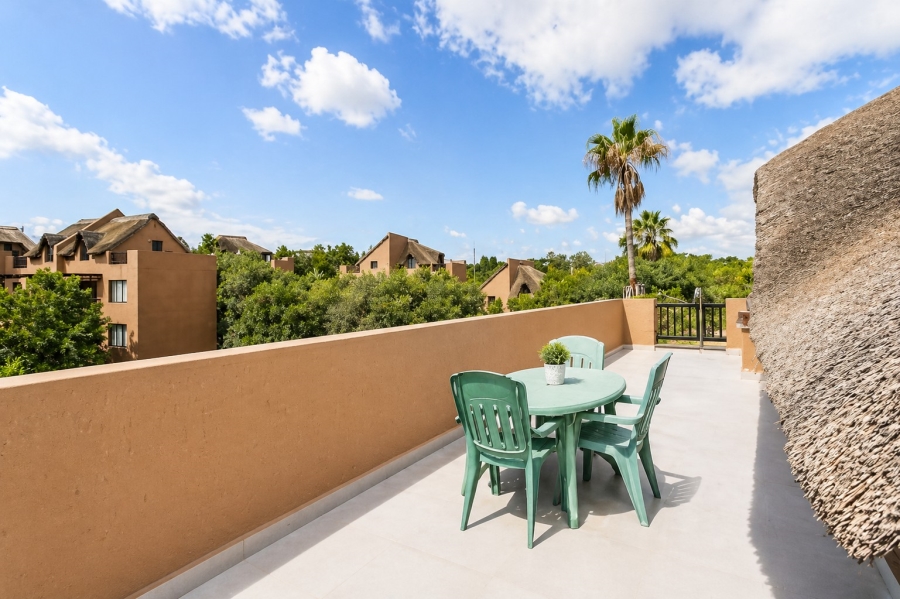 To Let 2 Bedroom Property for Rent in Douglasdale Gauteng
